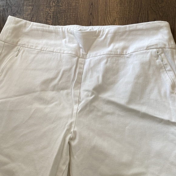 PM Soft Surroundings Essential Superla white trousers - Picture 10 of 11